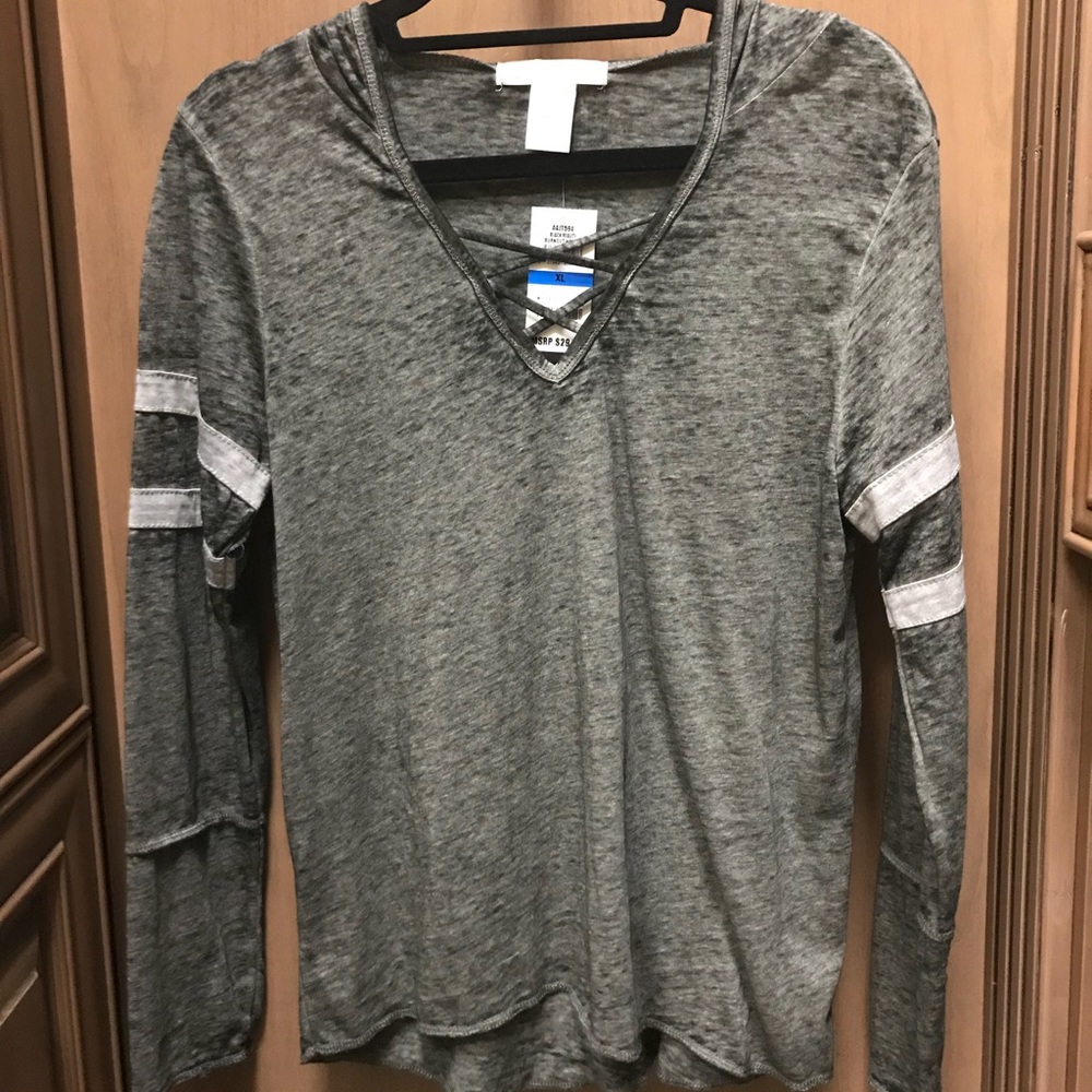 Long sleeve gray burnout tee with hoodie